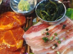 -胡悦里韩式烤肉(芝罘万达广场店)