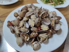 -亨利烧烤(理想山店)