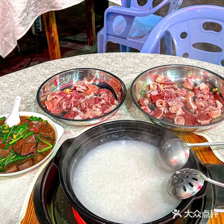 顺德宵夜排队王…!只为这口新鲜猪杂粥‼️