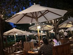 -三亚艾迪逊酒店·海滩烧烤 BARBACOA·现场乐队·浪漫晚餐·烧烤海鲜