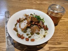 -牛八宝桂林米粉(八里庄店)