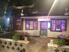-马路牙子地桌烤肉(工体店)