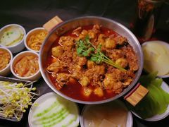 -绝城芋儿鸡(犀浦旗舰店)