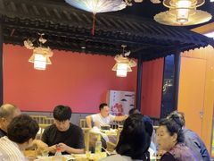 -老街烧烤大排档·地道湖北菜·龙虾馆(汉口火车站店)