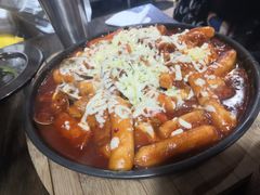海鲜芝士炒年糕-MI WU FACTORY米屋美食工厂餐厅(绿地店)