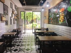 大堂-牛纽塔·牛人堡(群众路店)