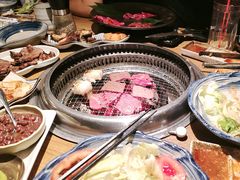 -大牛焱烧·和牛·海鲜炭火烧放题