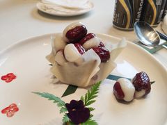 红衣少女-蝶园·装修中(BFC外滩金融中心店)