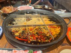 -周小明火锅(黑金冠社区店)