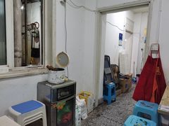 -易毛特色牛肉面(解放碑步行街店)