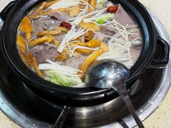 -九寨特色牦牛肉汤锅 羊肉汤锅