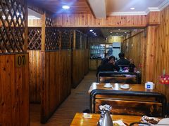 大堂-老东镇啤酒屋海鲜加工·蒸汽海鲜·海鲜烧烤(台东店)