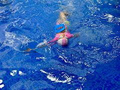 -Swim斯卫姆国际儿童游泳中心(红博中央公园店)