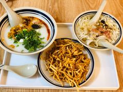 -正南齐北·老街糯米团(洪崖洞店)