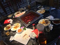 -二荆条·蜀鲜汇城市森林火锅