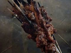 肉筋-劳动公园新疆人烤腰子