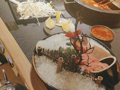 -晓宇重庆火锅(西安荟聚店)