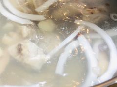 -烹然四季椰子鸡火锅(团结湖总店)