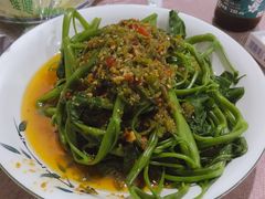 -洪霞餐馆