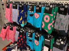 -H&M(鹏欣水游城店)