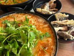 -肥汁米蘭香港米线(定西路店)