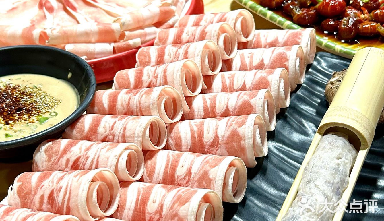 在这里，get火锅🍲➕撸串🥓的双重满足