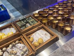 -曼格活海鲜·牛排自助(光明蓝鲸店)