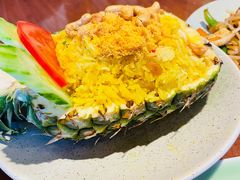 菠萝海鲜炒饭-mango tree芒果树泰国餐厅(青岛万象城店)