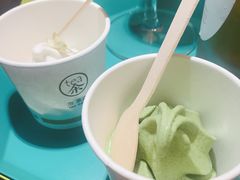 茉莉花冰淇淋-茶是一枝花泡茶店
