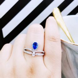 -威德钻石-克拉钻大本营(南京东路店)