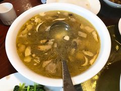 松茸炖鸡-翕庐小苑