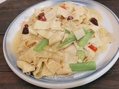 -人民公社铁锅炖·东北菜(卫国道店)