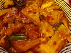 家常豆腐-龙门阵茶屋川菜馆(武康路店)