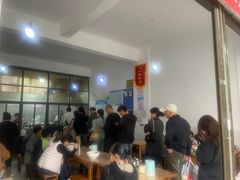 大堂-龙树园麻辣米线