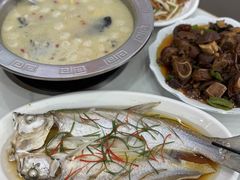 -丹水桥地锅鱼·翘嘴鲌·地方特色全鱼宴(丹江口大坝店)