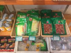 零售区-锅圈食汇火锅烧烤食材超市(红桥店)