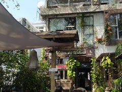 -城墙外BAR