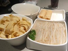 -海底捞火锅(银泰中心店)
