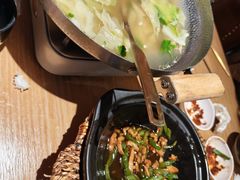 -川堂风·跷脚牛肉·乐山爆炒(宝山日月光店)