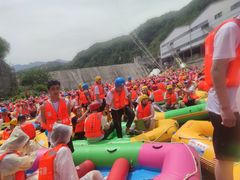 -尧山大峡谷漂流