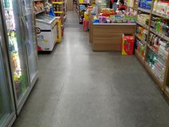 -世纪华联超市(上海南站店)