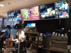-麦当劳(七宝乐购店)