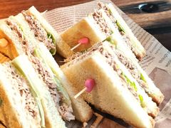 -房角石咖啡与书(吉大南校店)