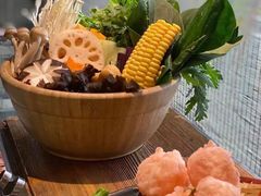 -湊湊火锅·茶憩(新中关购物中心店)
