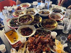 -王钵宴遇王龙虾烧烤旗舰店(中山北路店)