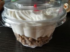 -红宝石·鲜奶小方·海派西点房(金杨店)