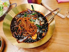 海鲜炸酱意大利面-HOTISLAND海鸡岛·韩国料理(江南西店)