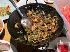-聚鑫朋酸菜肥肠(文艺路口店)