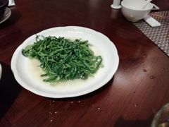 -蜈支洲岛珊瑚酒店临海阁中餐厅