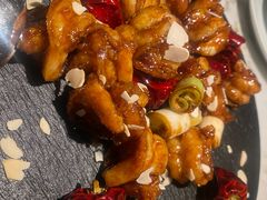 -初蓉丨遇见新川菜(亲贤街荣耀店)